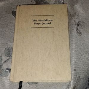 THE FOUR MINUTE PRAYER JOURNAL